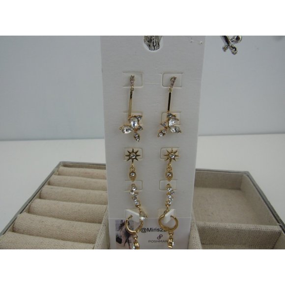 NEW WITH TAGS EXPRESS SET OF 5 SHINY GOLD EARRING SET - Picture 2 of 4